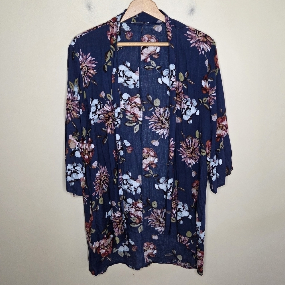 Stitch Fix Pink Clover | Navy Pink Floral Open Front Kimono Top Size Small